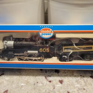 Model Power vintage steam engine w/ tender